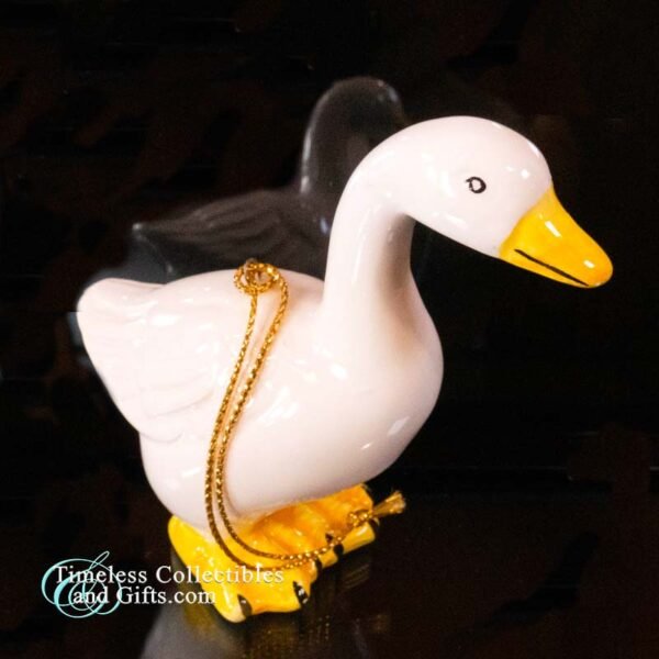 1980s Porcelain Ceramic White Goose Ornament Standing Straight 3