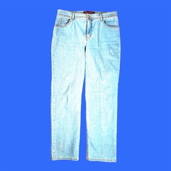 Gloria Vanderbilt Amanda Light Blue Classic Straight Boot Cut Denim Jeans 1