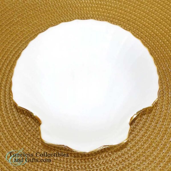 Porcelain Scallop Shell Gold Rim Dish 1 copy 2